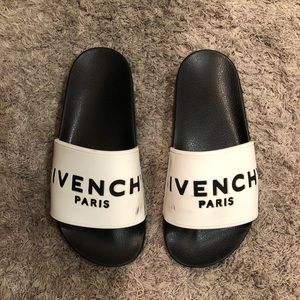 Women Givenchy slides size 6 (or 5.5)